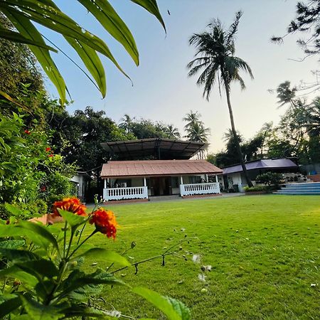 Villa By The Sea Mumbai Exterior foto